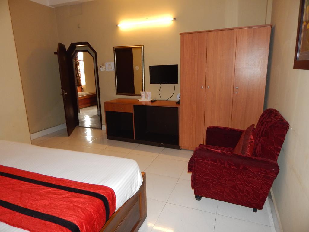 Breeze Hotel Siliguri Room photo
