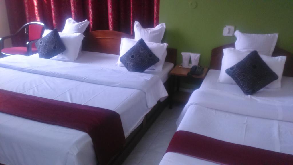 Breeze Hotel Siliguri Room photo