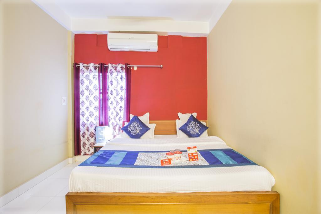Breeze Hotel Siliguri Room photo