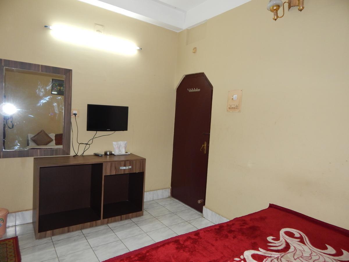 Breeze Hotel Siliguri Exterior photo