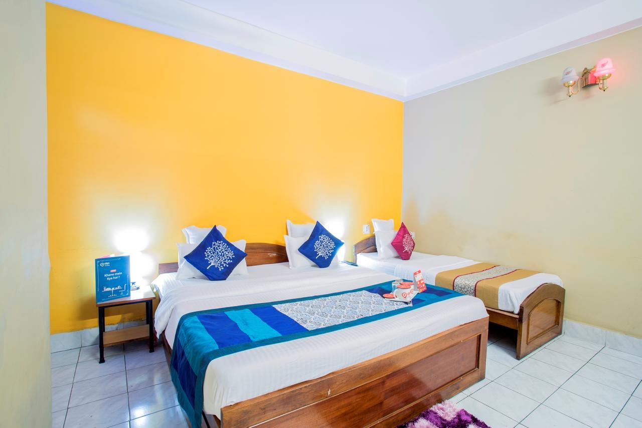 Breeze Hotel Siliguri Exterior photo