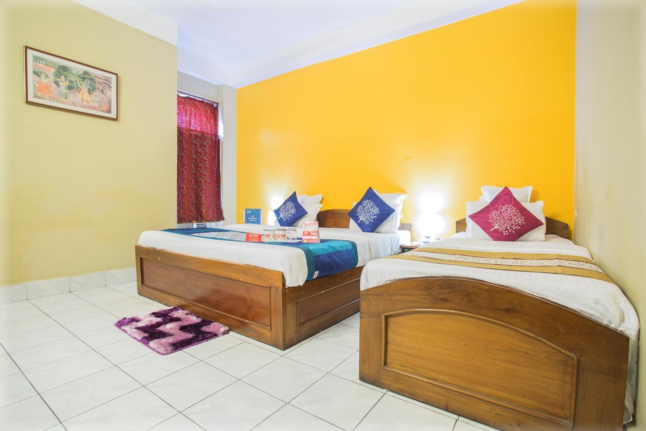 Breeze Hotel Siliguri Exterior photo