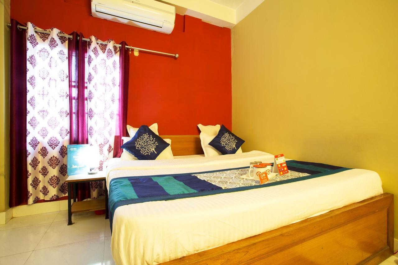 Breeze Hotel Siliguri Exterior photo
