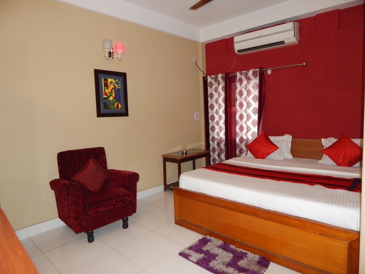 Breeze Hotel Siliguri Exterior photo