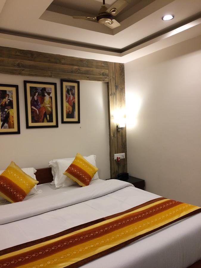 Breeze Hotel Siliguri Exterior photo