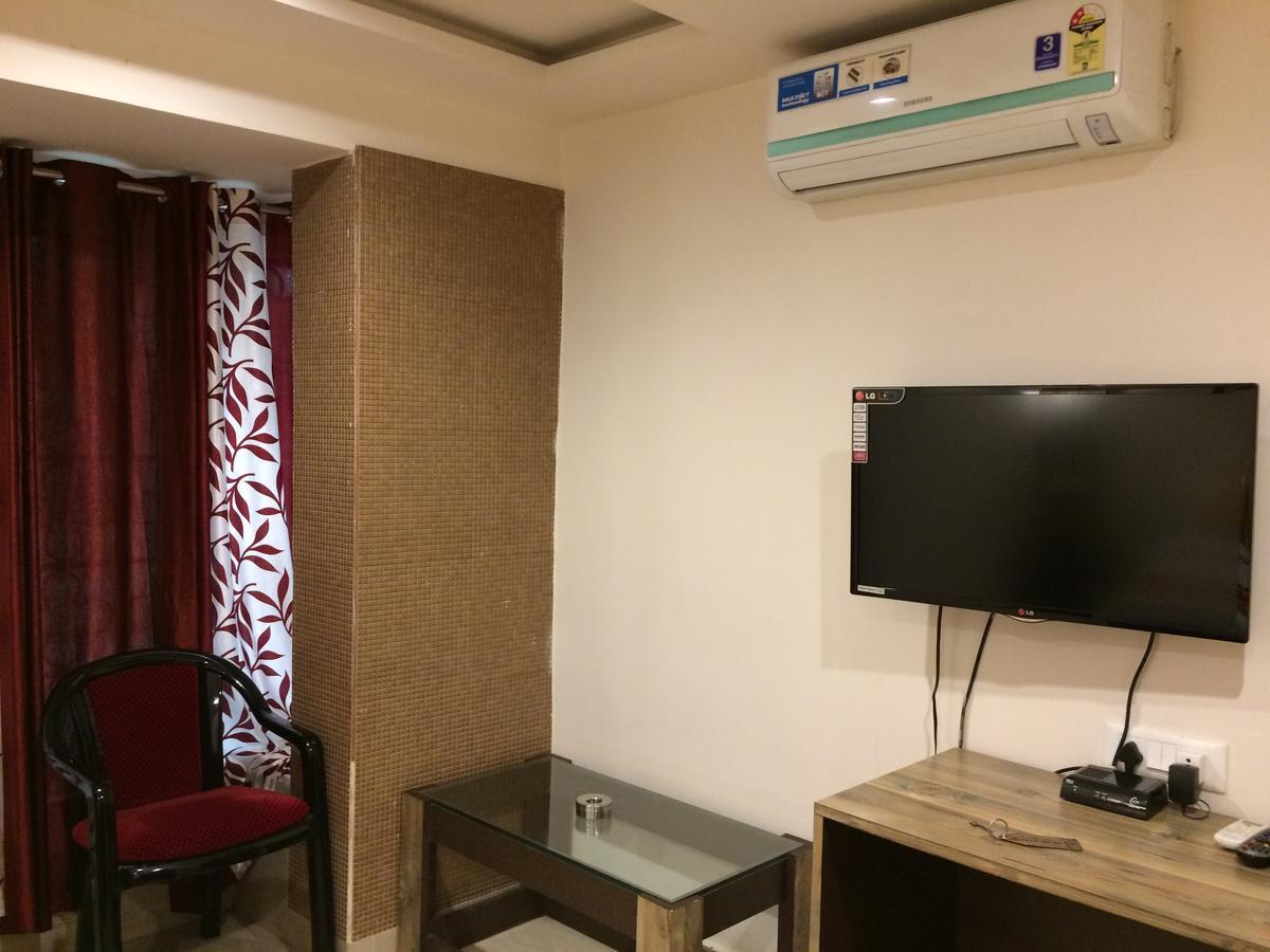 Breeze Hotel Siliguri Exterior photo